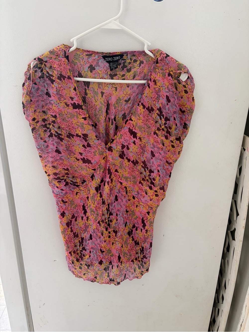 Y2K Zero + Zero Pink Floral Twist-Detail Blouse